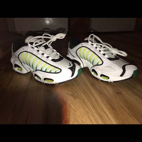 Nike Tailwind - Picture 2 of 4